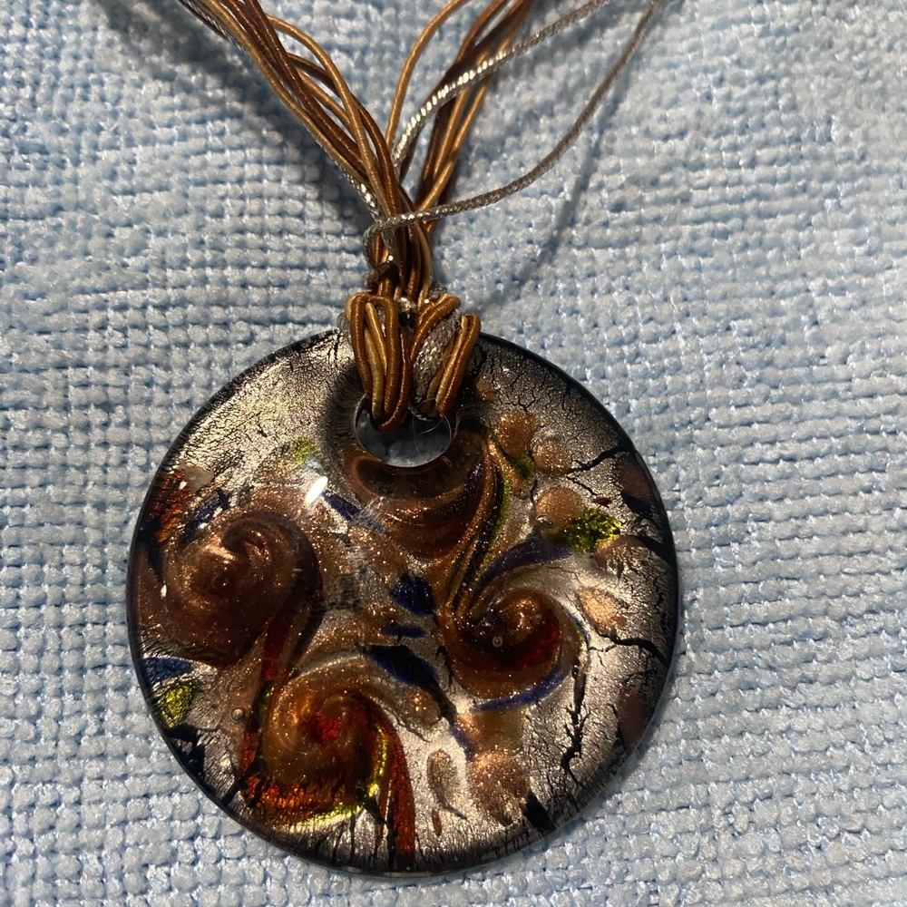 Elegant Multicolor Pendant Necklace